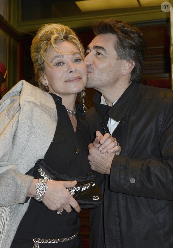 Grace de Capitani et son compagnon Jean-Pierre Jacquin lors du 21e Gala de l'Espoir au Théâtre des Champs-Elysées à Paris, le 19 novembre 2013.