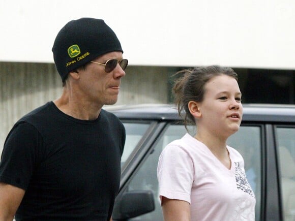 EXCLUSIF - Kevin Bacon et sa fille Sosie à Santa Monica le 4 mars 2007.