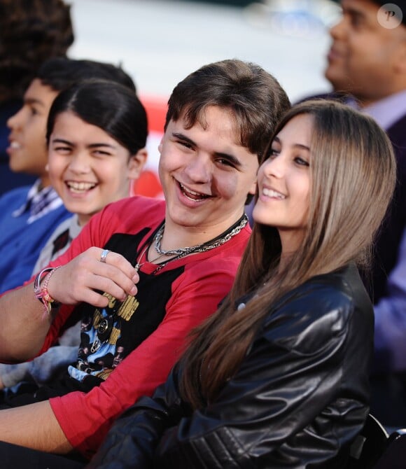 Prince, Paris et Blanket Jackson, à Los Angeles, le 26 janvier 2012.