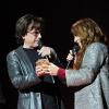 Zaz a reçu des mains de Jean-Michel Jarre le Prix du répertoire français à l'export lors de la cérémonie des Grands Prix Sacem 2013, le 25 novembre 2013 à l'Olympia de Paris.