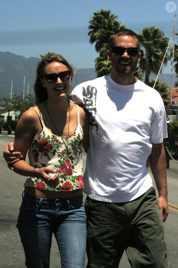 Exclusif - Paul Walker et sa compagne Jasmine Pilchard-Gosnell à Santa Barbara le 28 mai 2011.