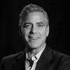 George Clooney parle de son amour pour Audrey Hepburn et Grace Kelly, son enfance et du film Monuments Men dans un monologue de la série "Screen Test" pour le magazine W.