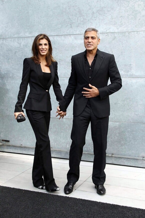 Elisabetta Canalis et George Clooney à Milan en septembre 2010.
