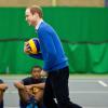 Le prince William au Westway Sports Centre, dans North Kensington à Londres, le 4 décembre 2013 pour soutenir le programme Coach Core de la Fondation Duc et Duchesse de Cambridge et Prince Harry.
