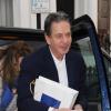 Charles Saatchi arrive devant la Cour de Londres le 29 novembre 2013.