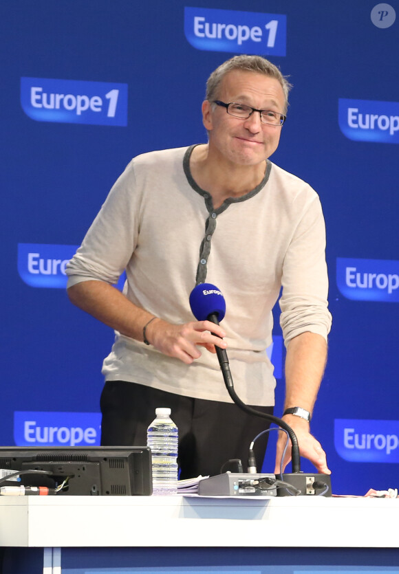 Laurent Ruquier anime son emission d'Europe 1, On va s'gêner, près de Saint-Germain-en-Laye, le 25 septembre 2013.