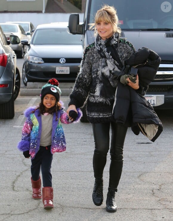 Enceinte ou pas ? Heidi Klum se rend en famille à la patinoire de Culver City le dimanche 8 décembre 2013.