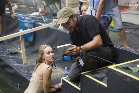Naomi Watts sur le tournage de The Impossible sous la direction de Juan Antonio Bayona, en septembre 2010.