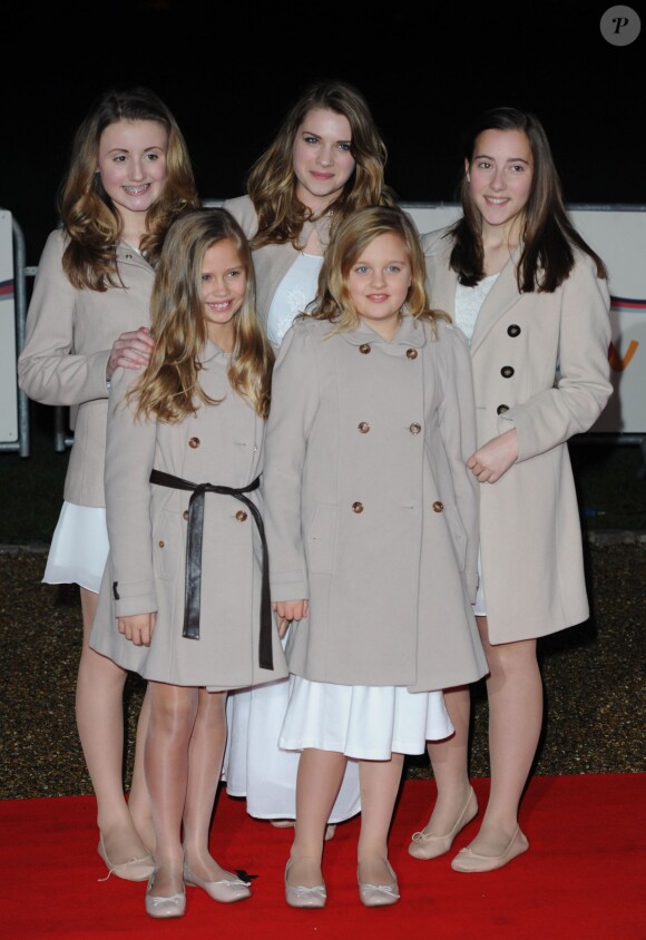 The Poppy Girls à la cérémonie des Sun Military Awards au Musee National de la Marine à Londres, le 11 décembre 2013