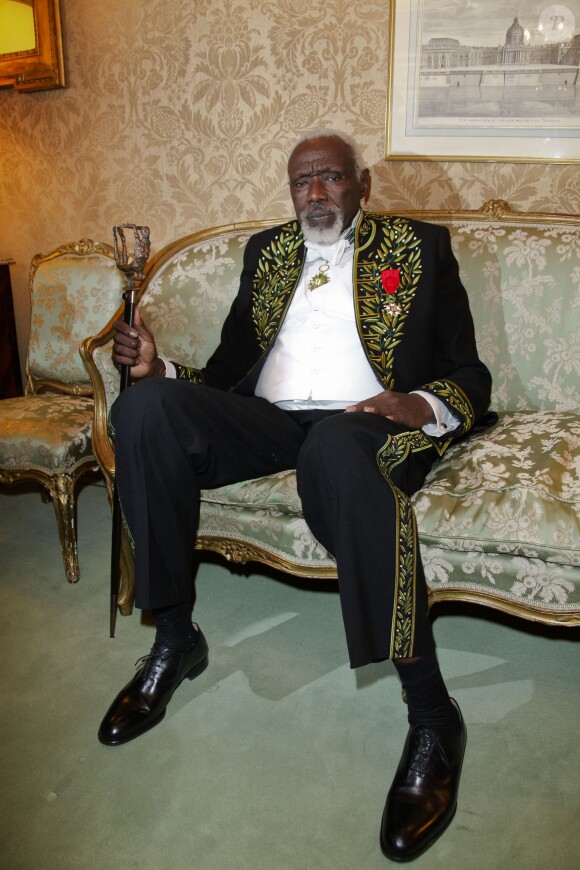Ousmane Sow devient membre de l'Académie des beaux-arts à Paris le 11 décembre 2013
