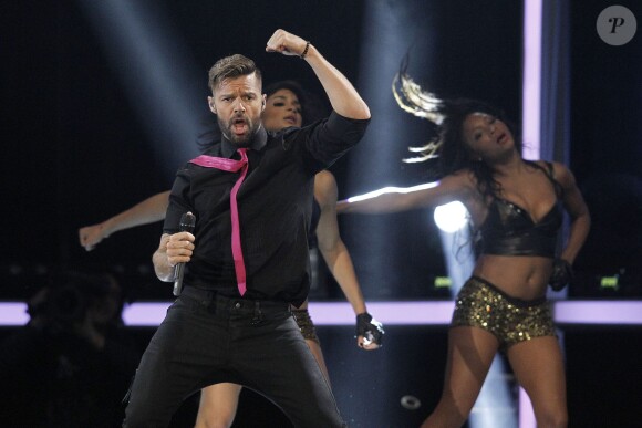 Le chanteur Ricky Martin chante son titre Come with me, lors de la cérémonie 40 Principales Awards à Madrid, le 12 décembre 2013.