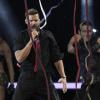 Ricky Martin chante son titre Come with me, lors de la cérémonie 40 Principales Awards à Madrid, le 12 décembre 2013.