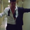 Robin Thicke dans son nouveau clip "Feel Good", mis en ligne le 16 décembre 2013.