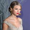 Taylor Swift au dîner de gala "Centrepoint Winter Whites" à Londres, le 26 novembre 2013.