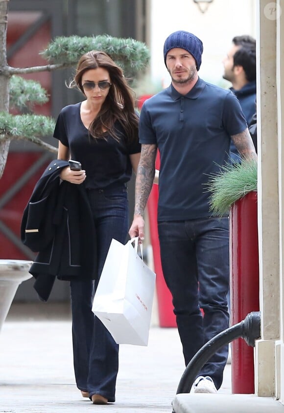 Victoria et David Beckham font du shopping à Paris. Le 4 mai 2013.
