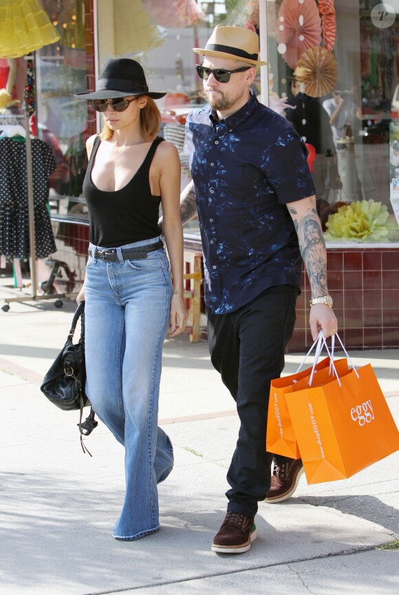 Nicole Richie et Joel Madden en pleine séance shopping à Los Angeles, le 22 mars 2013.