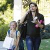 Jennifer Garner et sa fille Violet à la sortie de l'école à Santa Monica, le 20 décembre 2013.