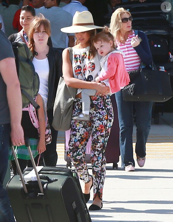 Jessica Alba et ssa fille Haven, à Los Cabos au Mexique, le 28 décembre 2013.