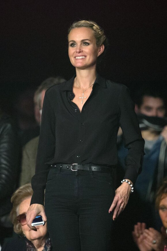 Exclusif - Laeticia Hallyday au Trianon pour le concert caritatif de Johnny Hallyday le 15 décembre 2013 à Paris.