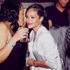 Rihanna a poursuivi la fête au 40/40 avec ses amis. New York, le 1er janvier 2014.