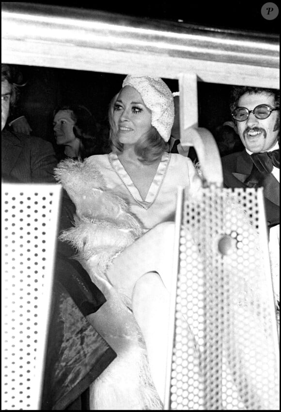 Faye Dunaway lors de la présentation de Bonnie and CLyde à Paris en 1968