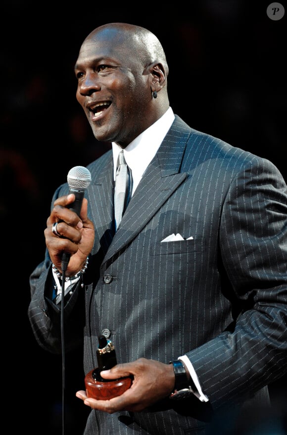Michael Jordan lors de son introduction au North Carolina Sports Hall of Fame à la Time Warner Cable Arena de Charlotte, le 14 décembre 2010