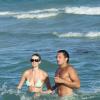Julie Henderson profite d'une après-midi sur une plage de Miami avec des amis. Le 2 janvier 2014.