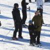 Exclusif - Gwen Stefani, enceinte, profite de ses vacances dans la station de ski de Mammoth avec son mari Gavin Rossdale et leurs deux garçons Kingston et Zuma. Le 4 janvier 2014.