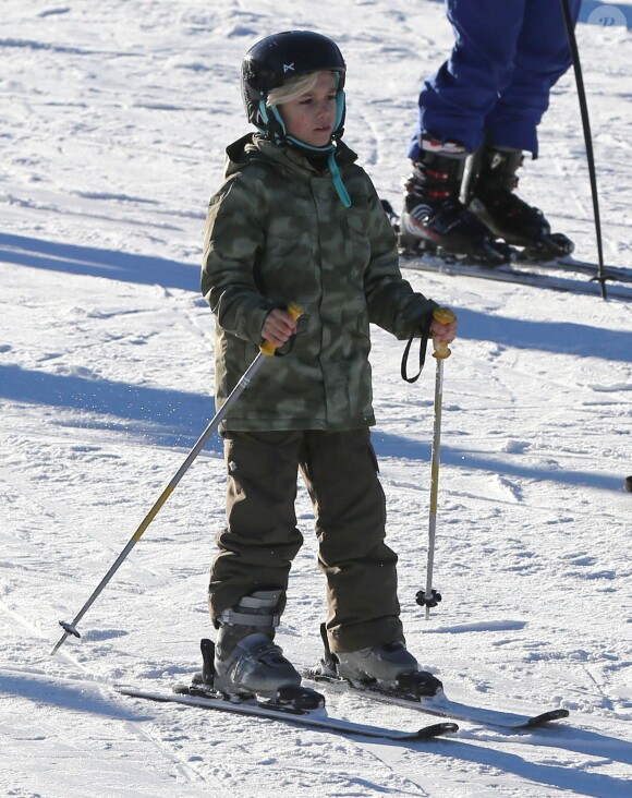 Exclusif - Kingston, 7 ans et déjà bon skieur, s'éclate avec ses parents Gwen Stefani et Gavin Rossdale, et son petit frère Zuma dans la station de ski de Mammoth en Californie. Le 4 janvier 2014.