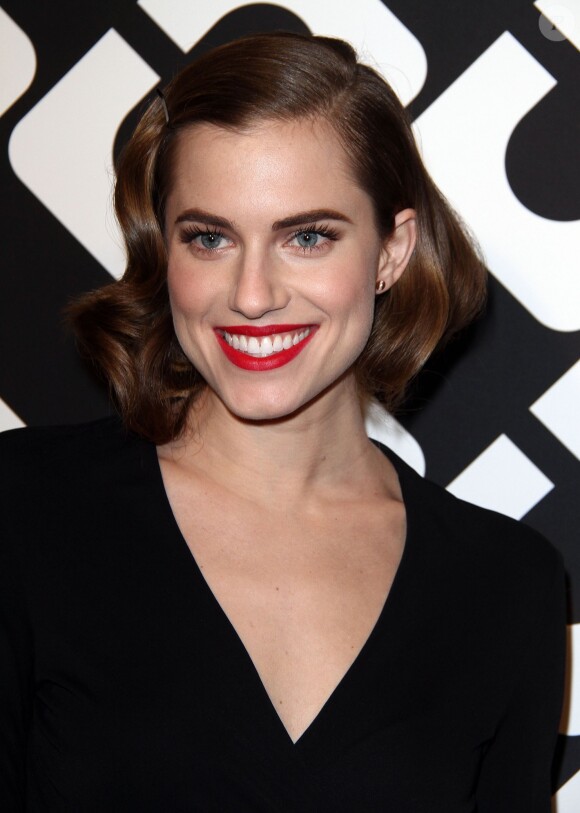 Allison Williams au vernissage de l'exposition "Journey of a Dress" consacrée à la créatrice Diane Von Furstenberg, à Los Angeles le 10 janvier 2014.