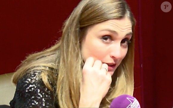 Julie Gayet à l'avant-première du film Les âmes de papier au Gaumont Opéra à Paris, le 16 décembre 2013