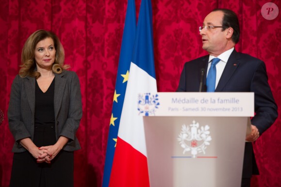 Valérie Trierweiler et François Hollande à l'Elysée, le 30 novembre 2013. 
