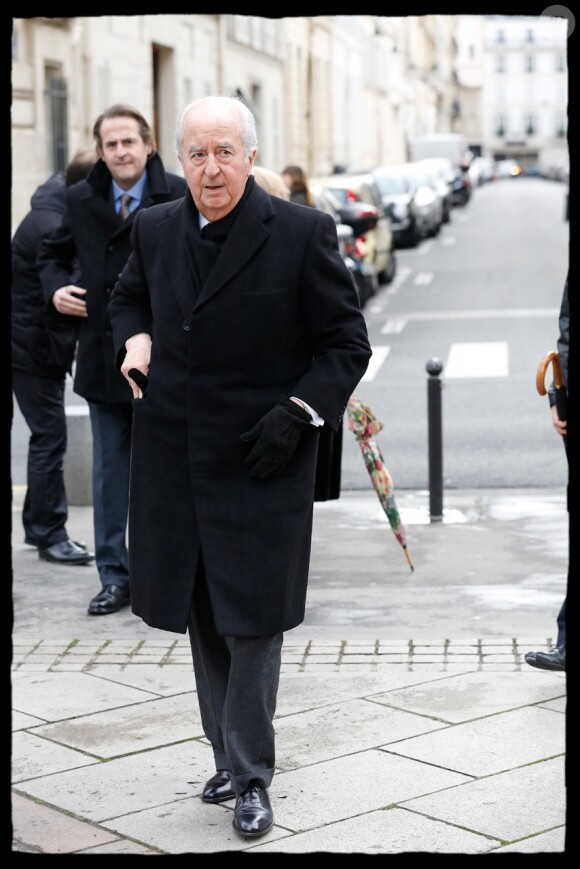 Edouard Balladur à l'inauguration du square Maurice Druon devant la basilique Sainte-Clotilde dans le 7e arrondissement de Paris, le 17 janvier 2014.