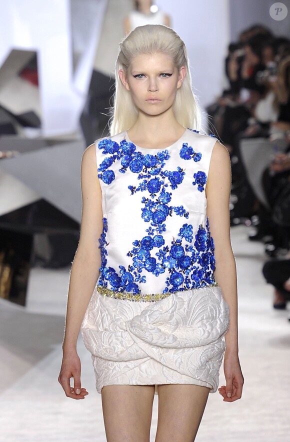 Image du défilé haute couture Giambattista Valli printemps-été 2014 le 20 janvier 2014 lors de la Fashion Week à Paris.