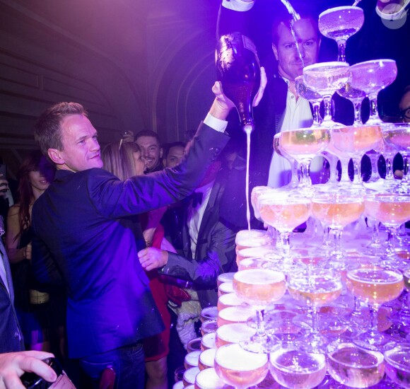 Neal Patrick Harris et son mari David Burtka assistent à l'inauguration d'un nouveau clud, le Rose. Rabbit. Lie., au sein de l'hôtel Cosmopolitan à Las Vegas, le 17 janvier 2013.
