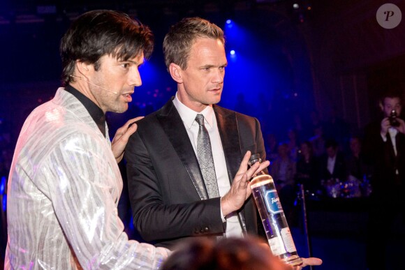 Neal Patrick Harris et son mari David Burtka assistent à l'inauguration d'un nouveau clud, le Rose. Rabbit. Lie., au sein de l'hôtel Cosmopolitan à Las Vegas, le 17 janvier 2013.