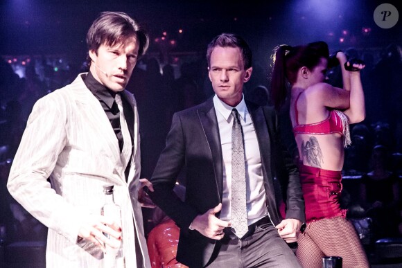 Neal Patrick Harris et son mari David Burtka assistent à l'inauguration d'un nouveau clud, le Rose. Rabbit. Lie., au sein de l'hôtel Cosmopolitan à Las Vegas, le 17 janvier 2013.