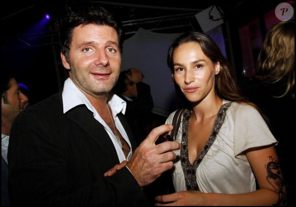 Philippe Lellouche et Vanessa Demouy lors de la soirée Thierry Mugler à Paris le 15 septembre 2005