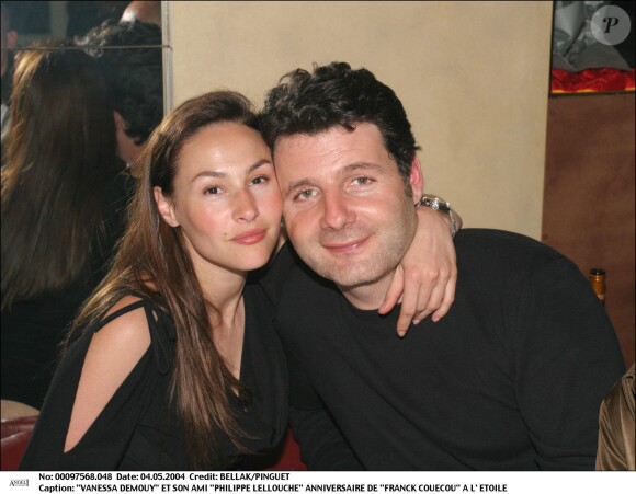 Vanessa Demouy et Philippe Lellouche dans le club L'Etoile à Paris le 4 mai 2005