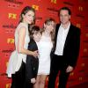 Keri Russell, Keidrich Sellati, Holly Taylor et Matthew Rhys arrivent à la soirée FX pour célébrer The Americans en janvier 2013