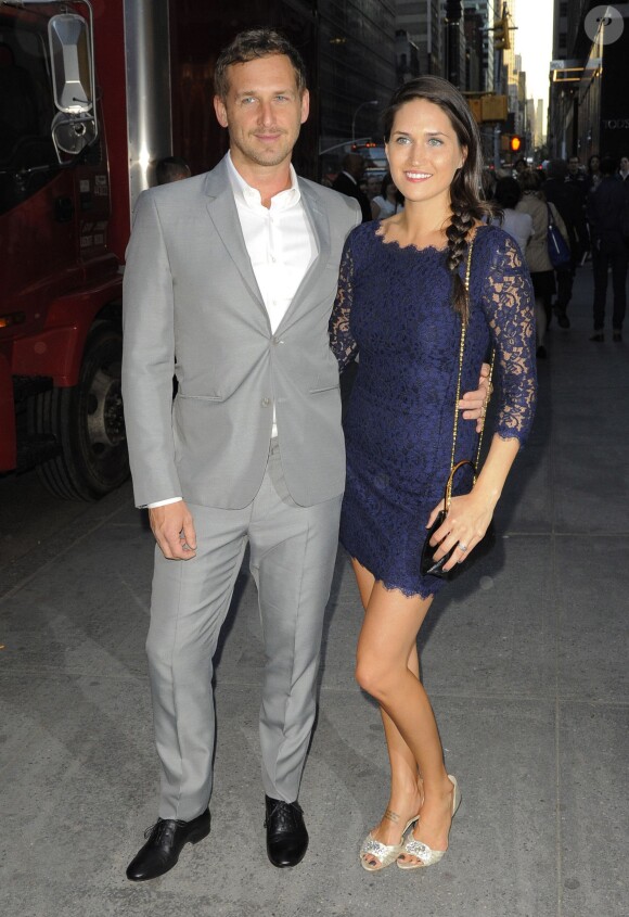 Josh Lucas et sa femme Jessica Henriquez à New York, le 17 avril 2013.