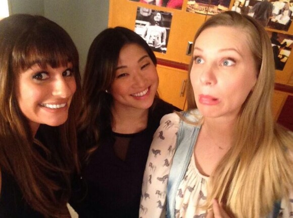 Lea Michele sur le tournage du 100e épisode de Glee. Janvier 2014.