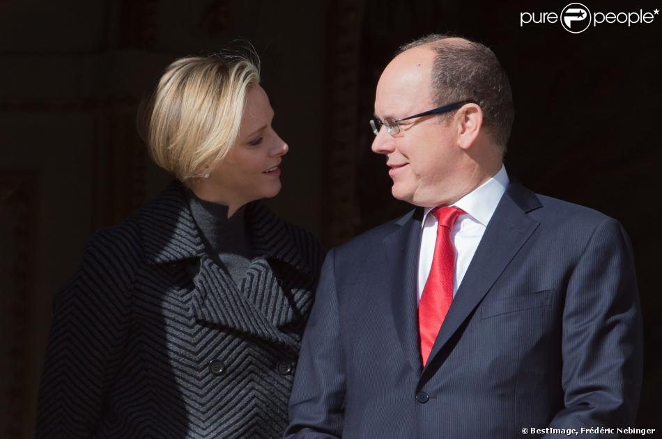 La princesse Charlene et le prince Albert II de Monaco le 27 janvier 2014 lors des célébrations de la Sainte Dévote