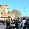 Matthew McConaughey, sa femme Camila Alves et leurs enfants Levi et Vida, visitent Rome le 26 janvier 2014.