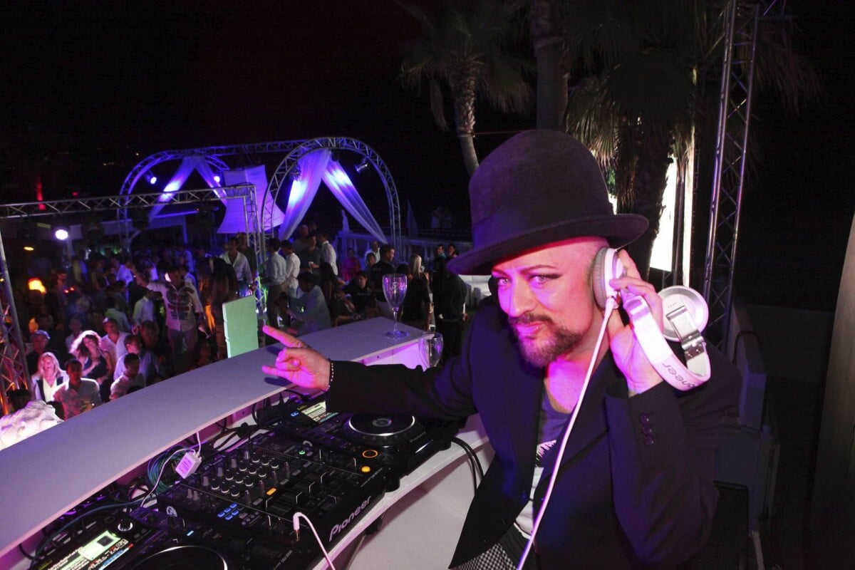 Photo Boy mixe lors d'une soirée à Pampelonne, le 15 août 2013