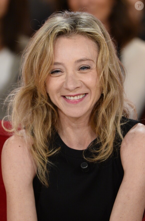 EXCLU - Sylvie Testud lors de l'enregistrement de l'émission Vivement Dimanche à Paris le 29 janvier 2013. L'émission sera diffusée le 2 février