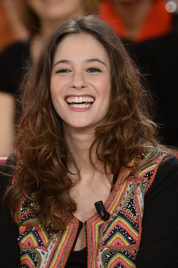 EXCLU -Mélanie Bernier lors de l'enregistrement de l'émission Vivement Dimanche à Paris le 29 janvier 2013. L'émission sera diffusée le 2 février