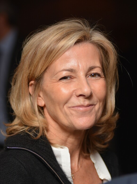 Exclusif - La journaliste Claire Chazal est marraine de l'Association "Toutes à l'école" lors d'une opération à Bruxelles, le 21 novembre 2013.
