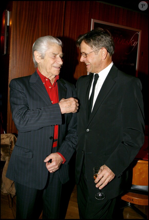 Jean Babilée et Mikhaïl Baryshnikov au 80e anniversaire de Maurice Béjart à Lausanne, le 30 décembre 2006.