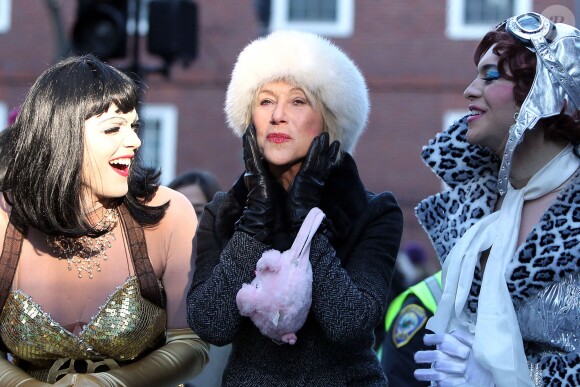 L'actrice britannique Helen Mirren lors de la remise de prix de la Hasty Pudding Theatricals à Cambridge dans le Massachusetts, le 31 janvier 2014